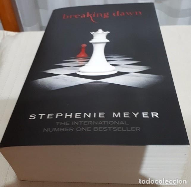 Libros de segunda mano: BREAKING DAWN (INGLES) - Foto 2