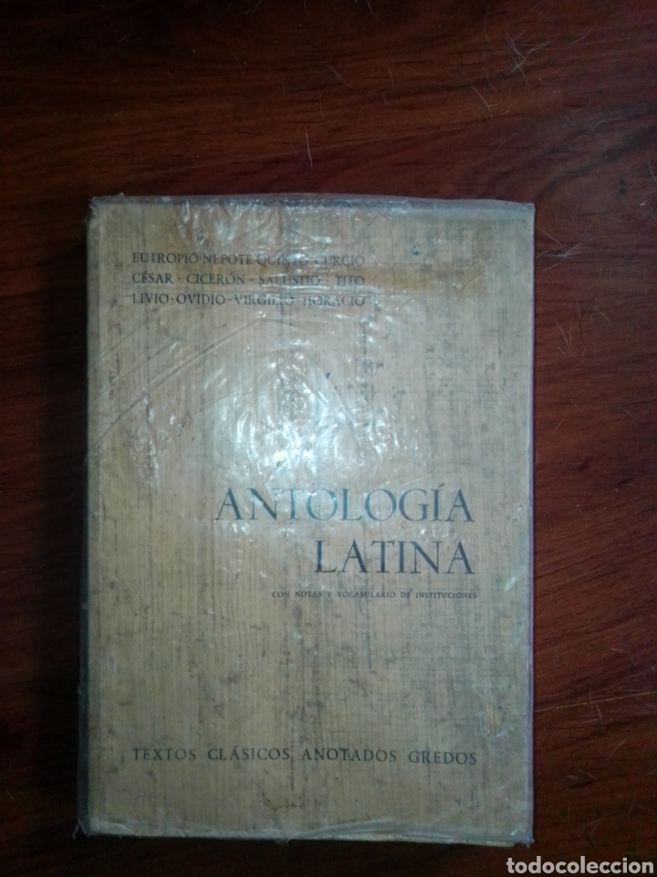 Libros de segunda mano: Antolog&iacute;a latina - Foto 1