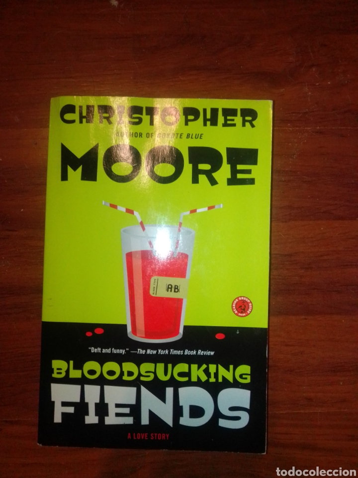 Libros de segunda mano: Bloodsucking fiends Christopher Moore - Foto 1