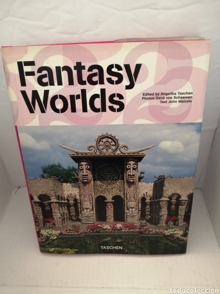 Libros de segunda mano: Fantasy Worlds (Texto en alem&aacute;n, ingl&eacute;s y franc&eacute;s) - Foto 1