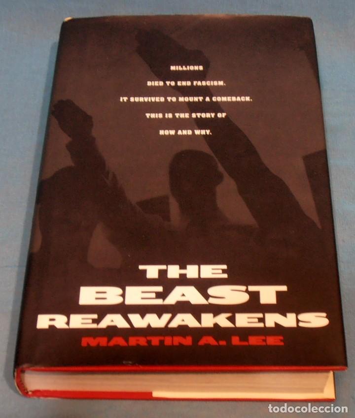 Libros de segunda mano: THE BEAST REAWAKENS, MARTIN A. LEE - Foto 1
