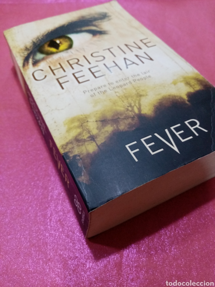 Libros de segunda mano: Fever de Christine Feehan - Ed. Inglesa de 2009 en ingl&eacute;s - Foto 2