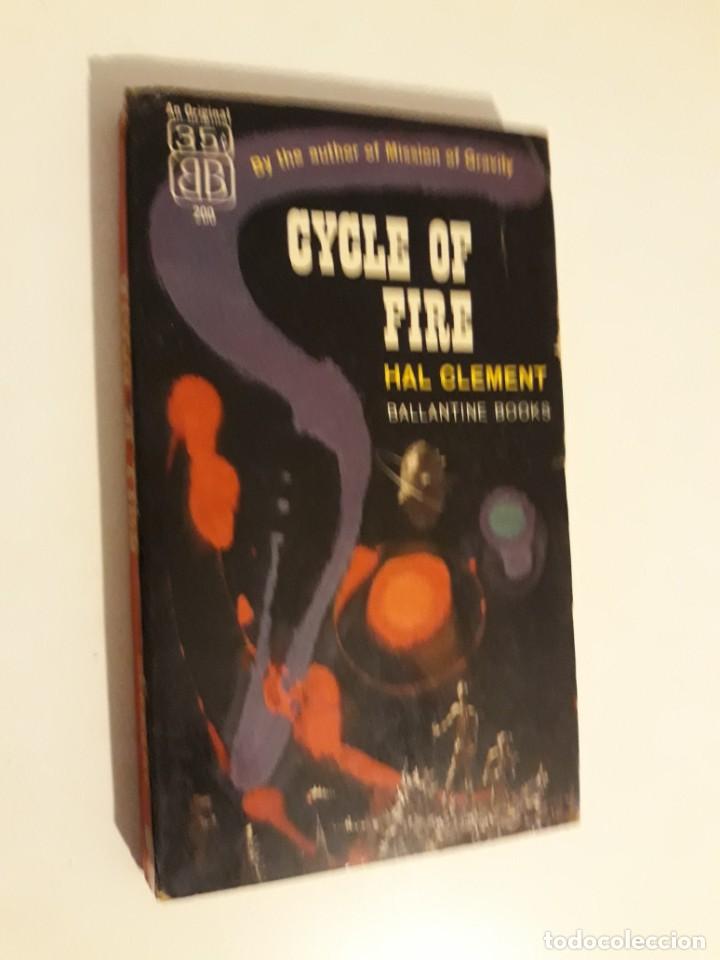 Libros de segunda mano: CYCLE OF FIRE - HAL CLEMENT - Foto 1