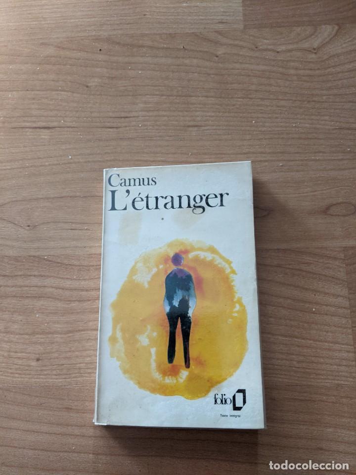 Libros de segunda mano: LIBRO &laquo;L&Eacute;TRANGER&raquo; ALBERT CAMUS EDITORIAL FOLIO - Foto 1