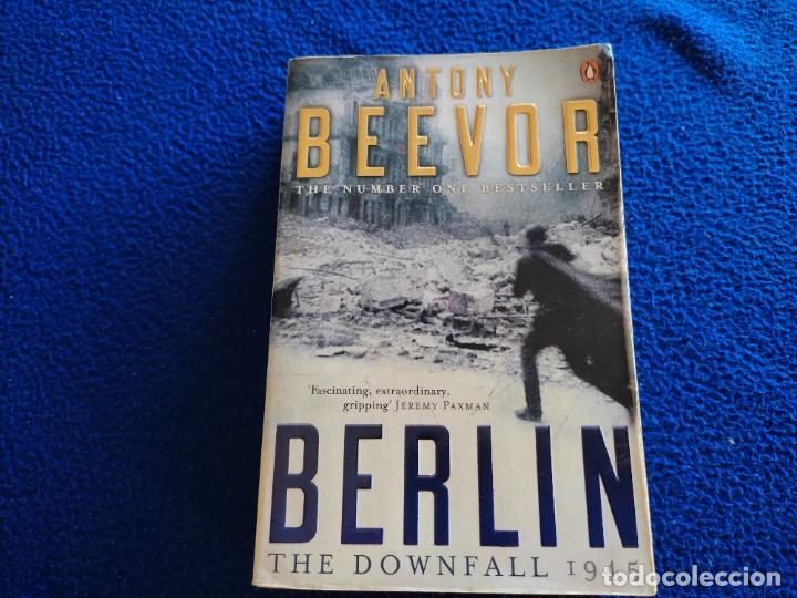 Libros de segunda mano: BERLIN Anthony Beevor Penguin Books 2003 II - Foto 1