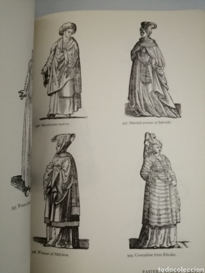 Libros de segunda mano: VECELLIOS RENAISSANCE COSTUME BOOK - Foto 8