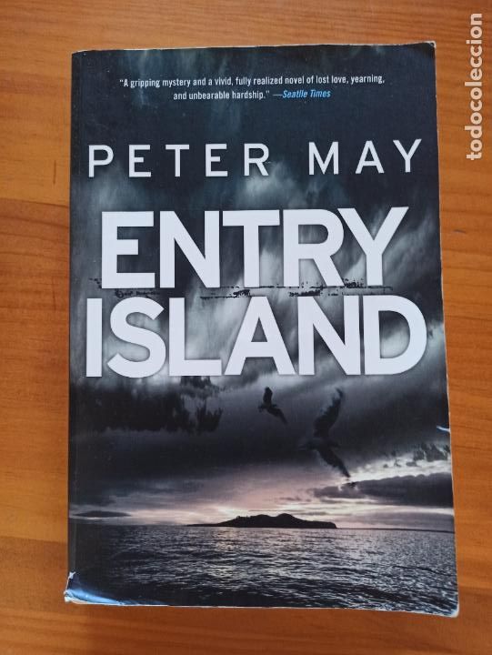 Libros de segunda mano: ENTRY ISLAND - PETER MAY - EN INGLES (7K) - Foto 1