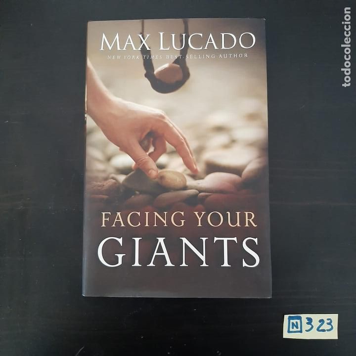Libros de segunda mano: Facing your giants - Foto 1