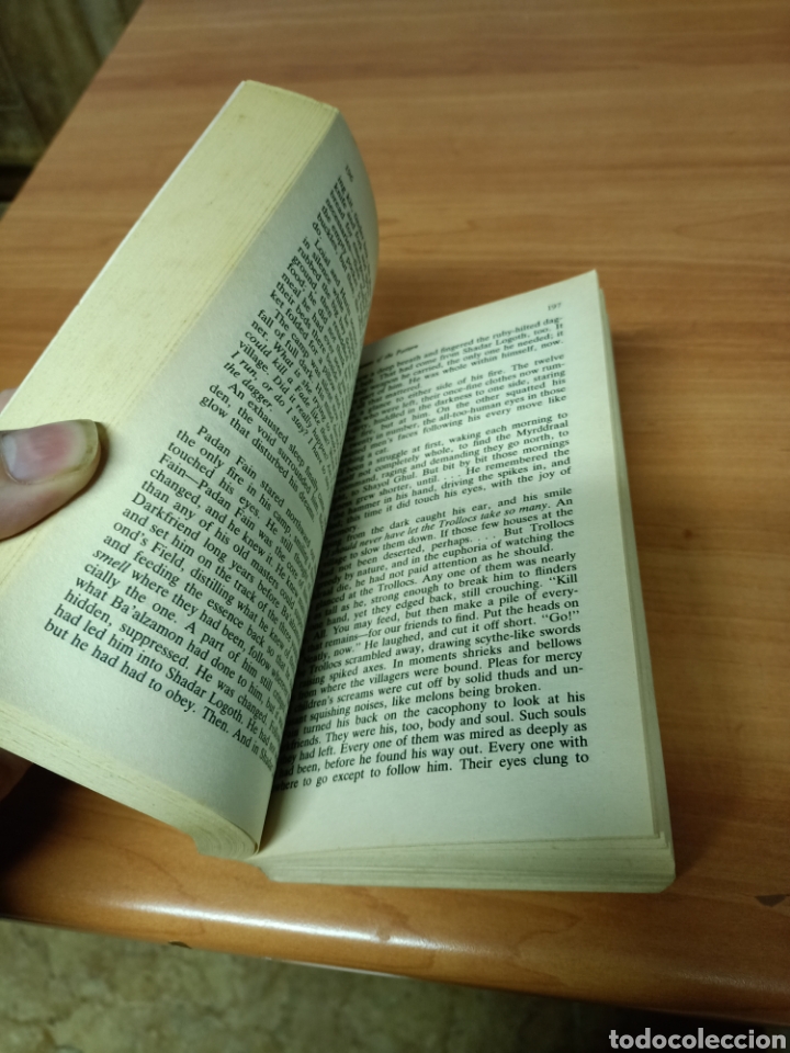 Libros de segunda mano: The great hunt - Robert Jordan - Foto 2