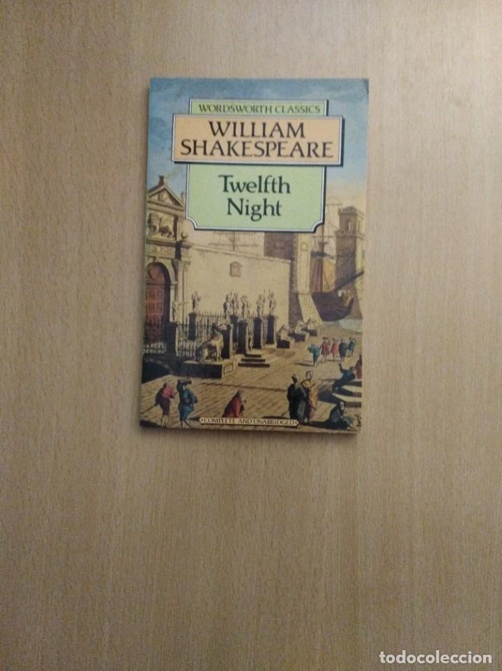 Libros de segunda mano: TWELFTH NIGHT. William Shakespeare. Edici&oacute;n en Ingl&eacute;s. - Foto 1