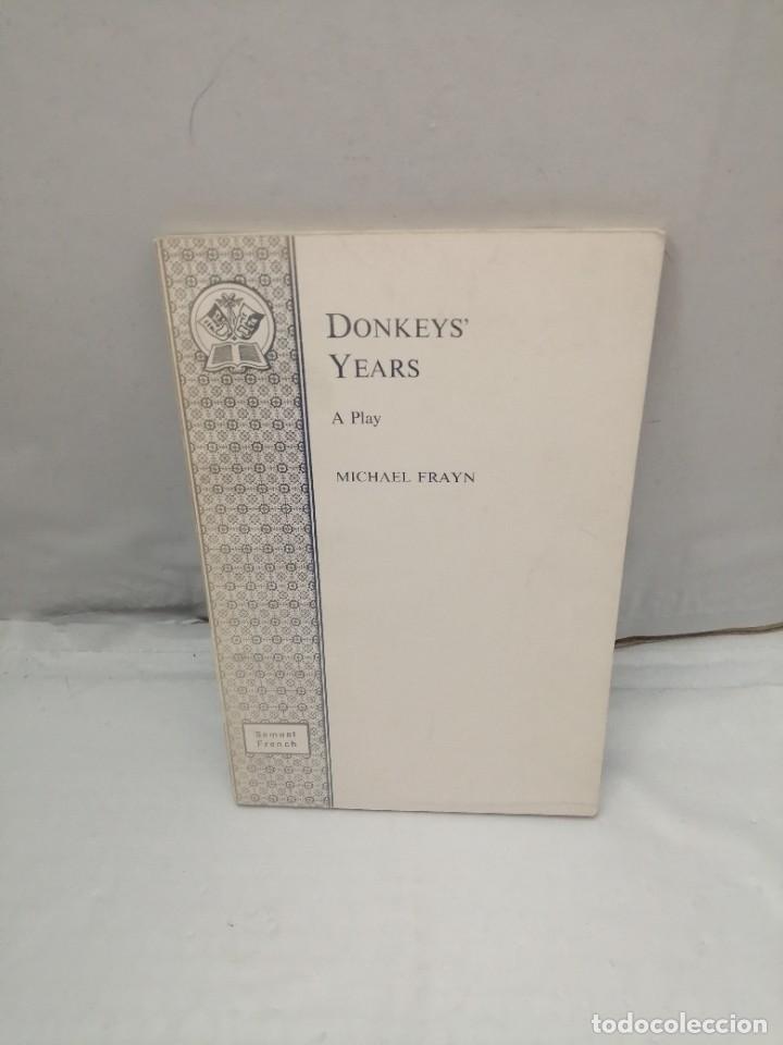 Libros de segunda mano: DONKEYS YEARS. A PLAY - Foto 1