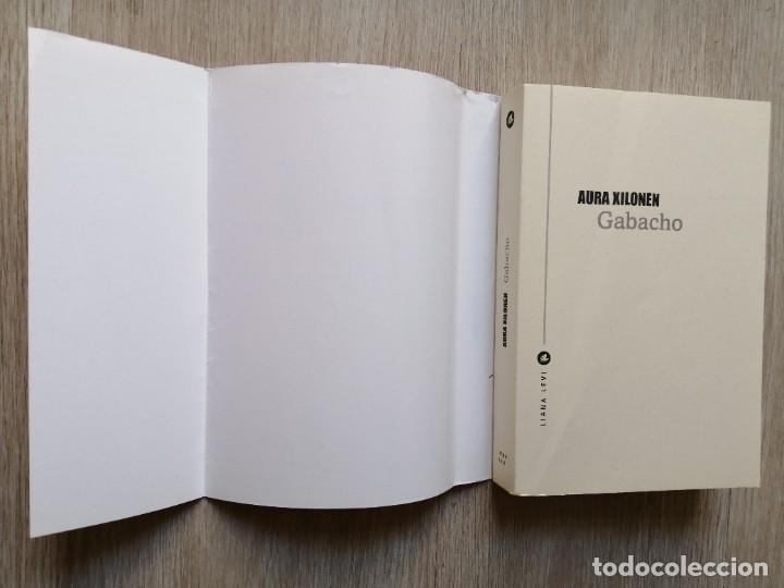 Libros de segunda mano: Gabacho. Aura Xilonen. En frances. 2015 - Foto 4
