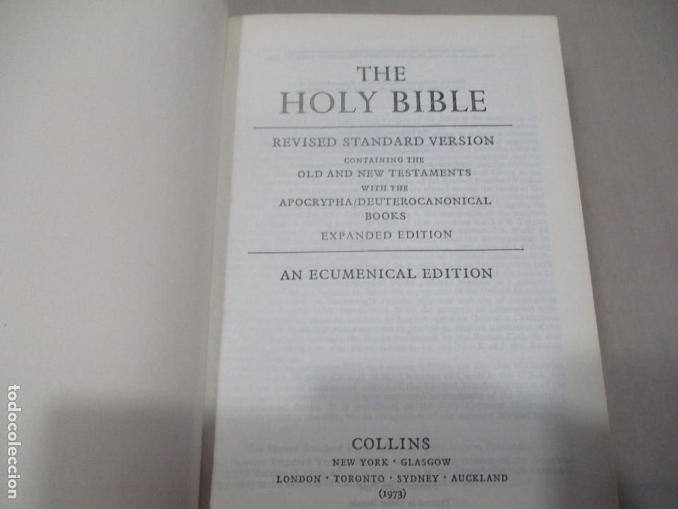 Libros de segunda mano: THE HOLY BIBLE W11081 - Foto 2