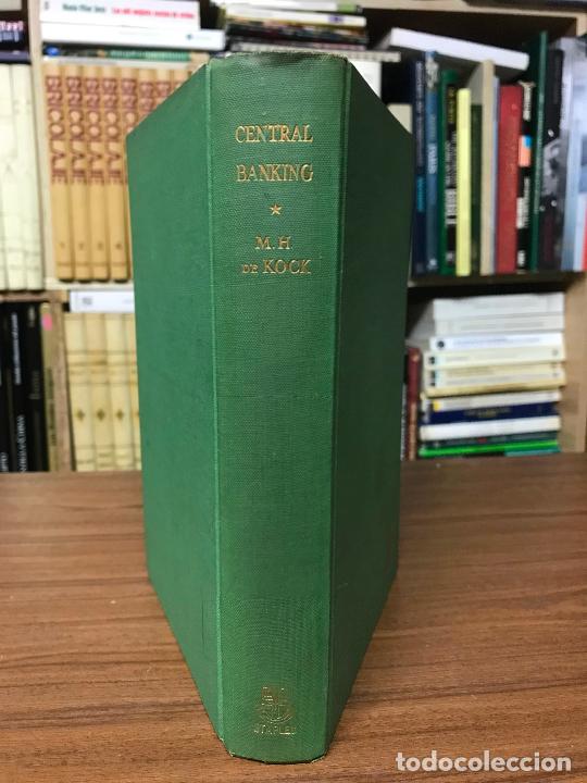 Libros de segunda mano: Central Banking. M. H. de Kock. 1954 - Foto 1