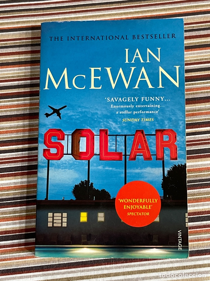 Libros de segunda mano: SOLAR - Ian McEwan - Foto 1