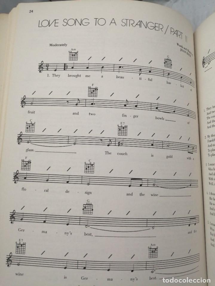Libros de segunda mano: JOAN BAEZ. FROM EVERY STAGE. EASY GUITAR. - Foto 7