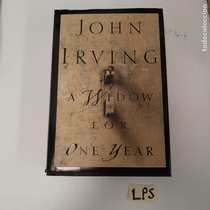 Libros de segunda mano: John Irving a widow for one year - Foto 1