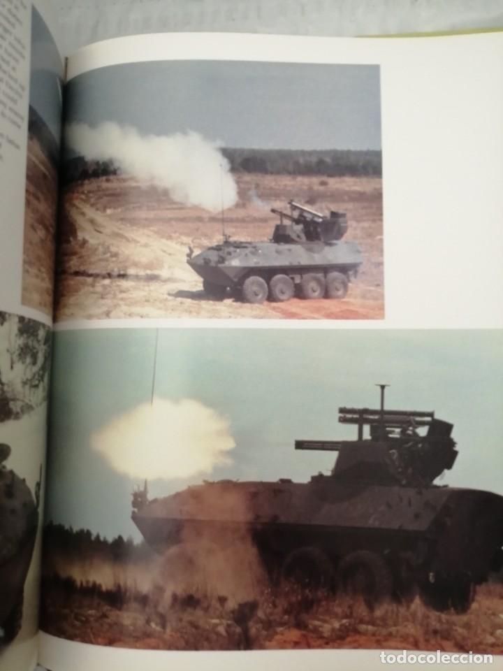 Libros de segunda mano: ARMORED FIREPOWER - Foto 3