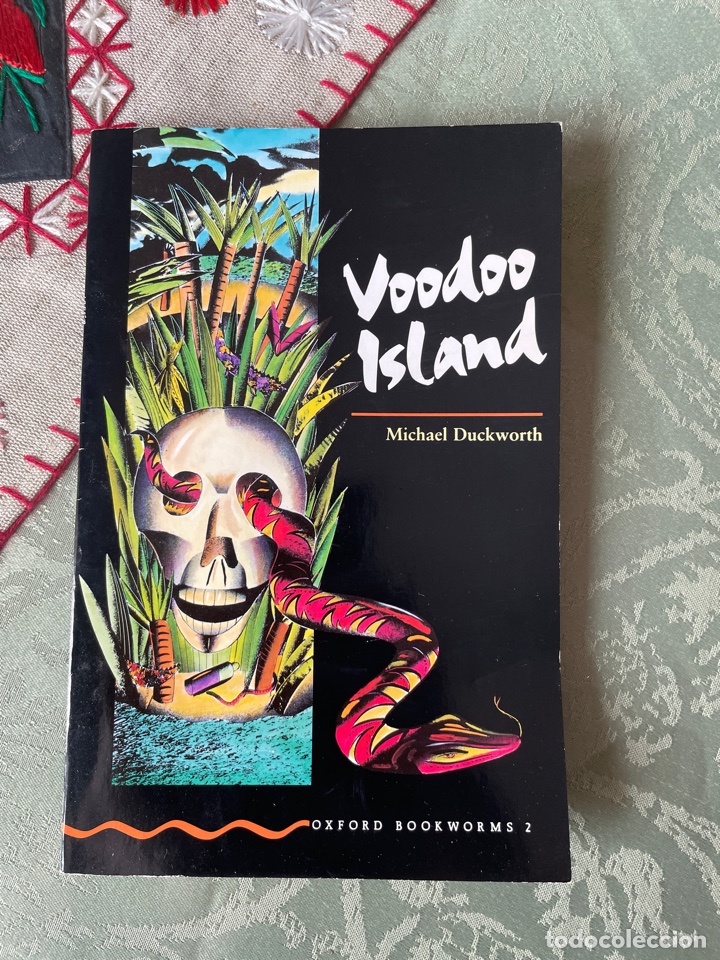 Libros de segunda mano: Voodoo island (michael duckworth)- texto en ingl&eacute;s - Foto 1