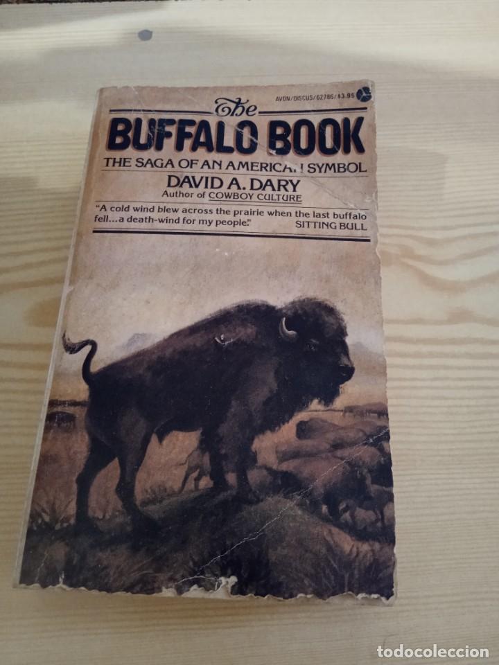 Libros de segunda mano: CC-931 LIBRO BUFFALO BOOK DAVID DARY - Foto 1