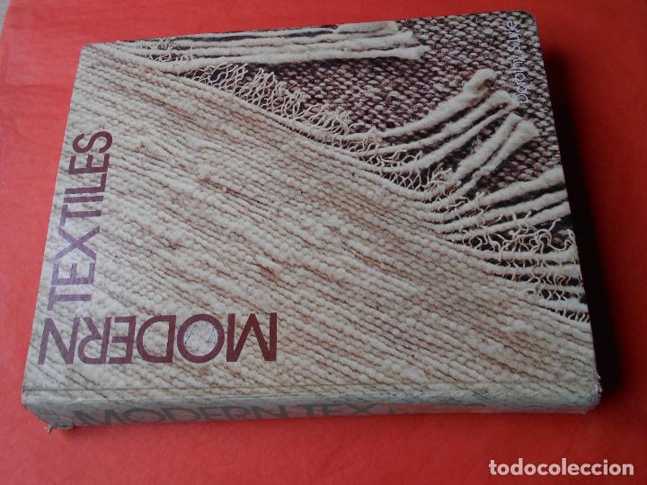 Libros de segunda mano: Textiles Modern - Foto 1