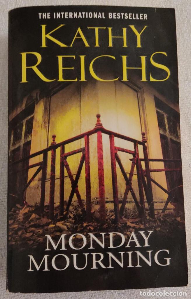 Libros de segunda mano: Monday Mourning. - Foto 1