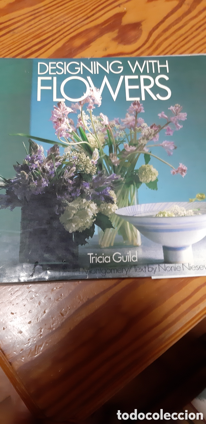 Libros de segunda mano: Designing with Flowers - Foto 1