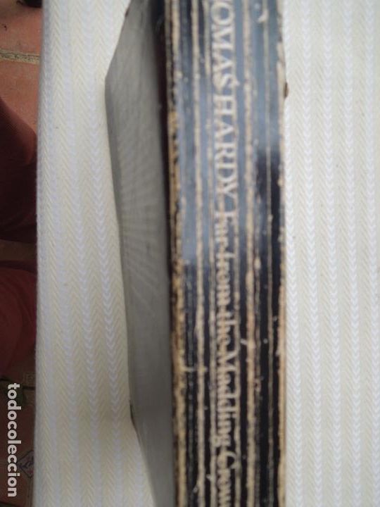 Libros de segunda mano: FAR FROM THE MADDING CROWD - THOMAS HARDY - MACMILLAN 1975. - Foto 2