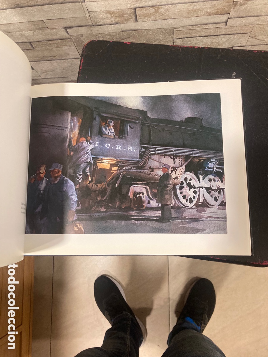 Libros de segunda mano: Magnifico libro en ingl&eacute;s tem&aacute;tica trenes - Foto 8