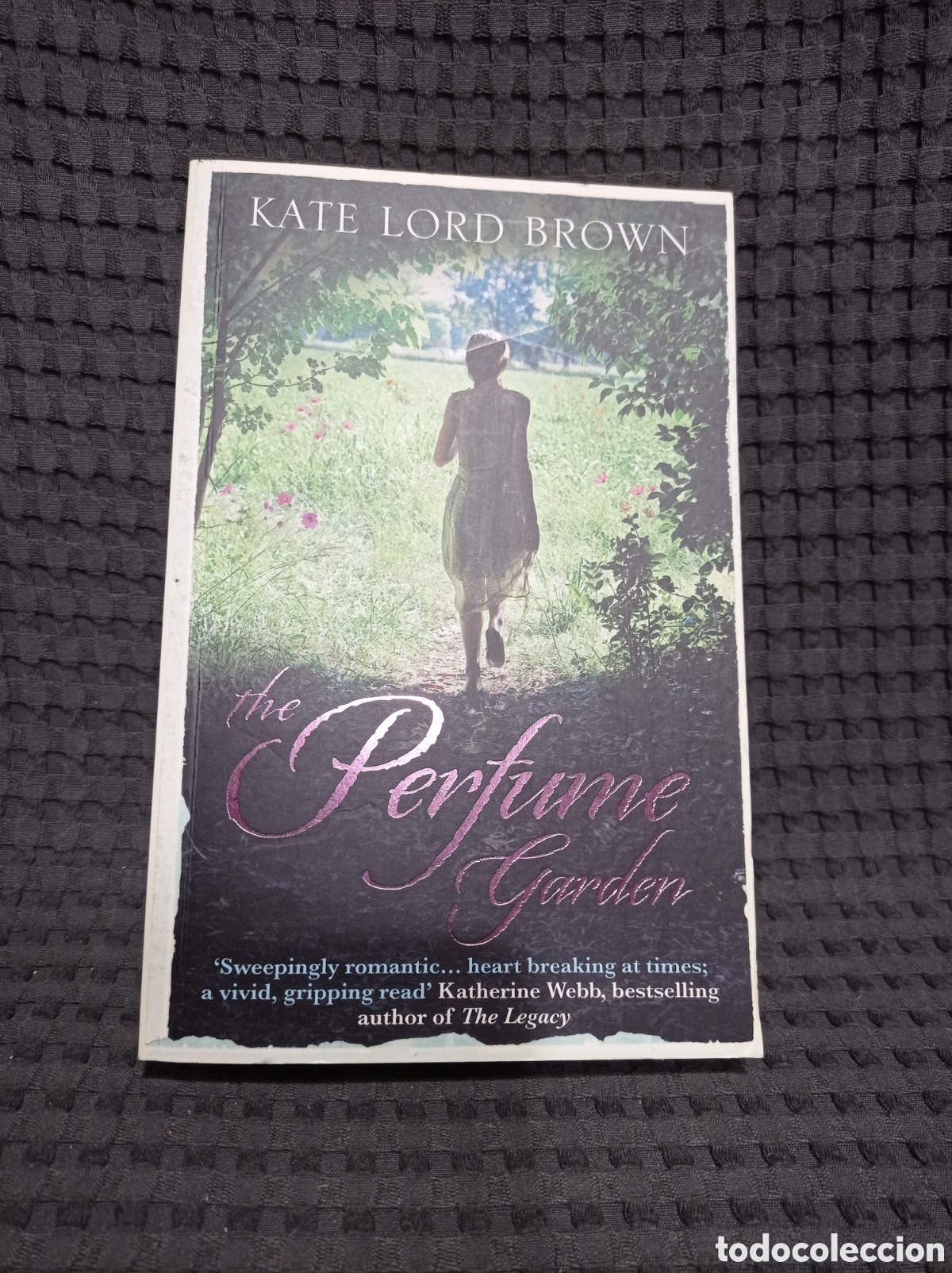 The Perfume Garden: A Novel