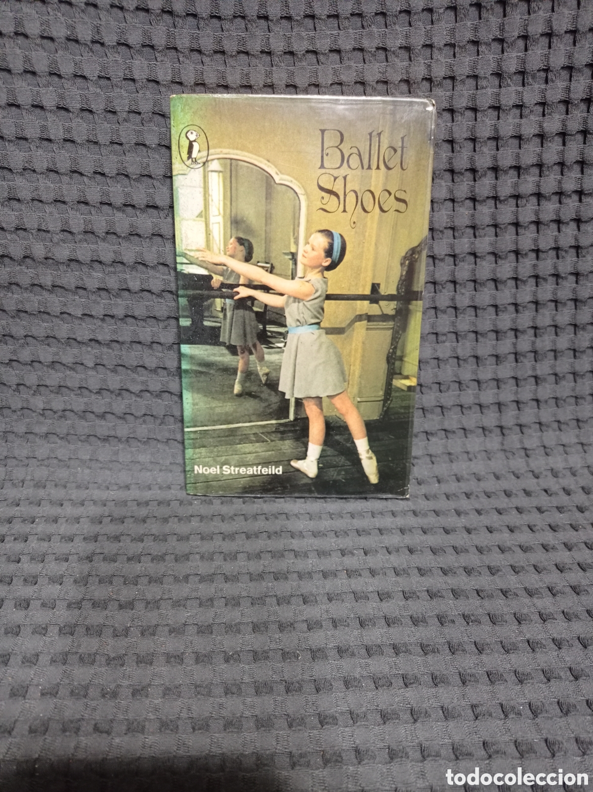 Libros de segunda mano: Ballet Shoes (Noel Streatfeild) - Foto 1