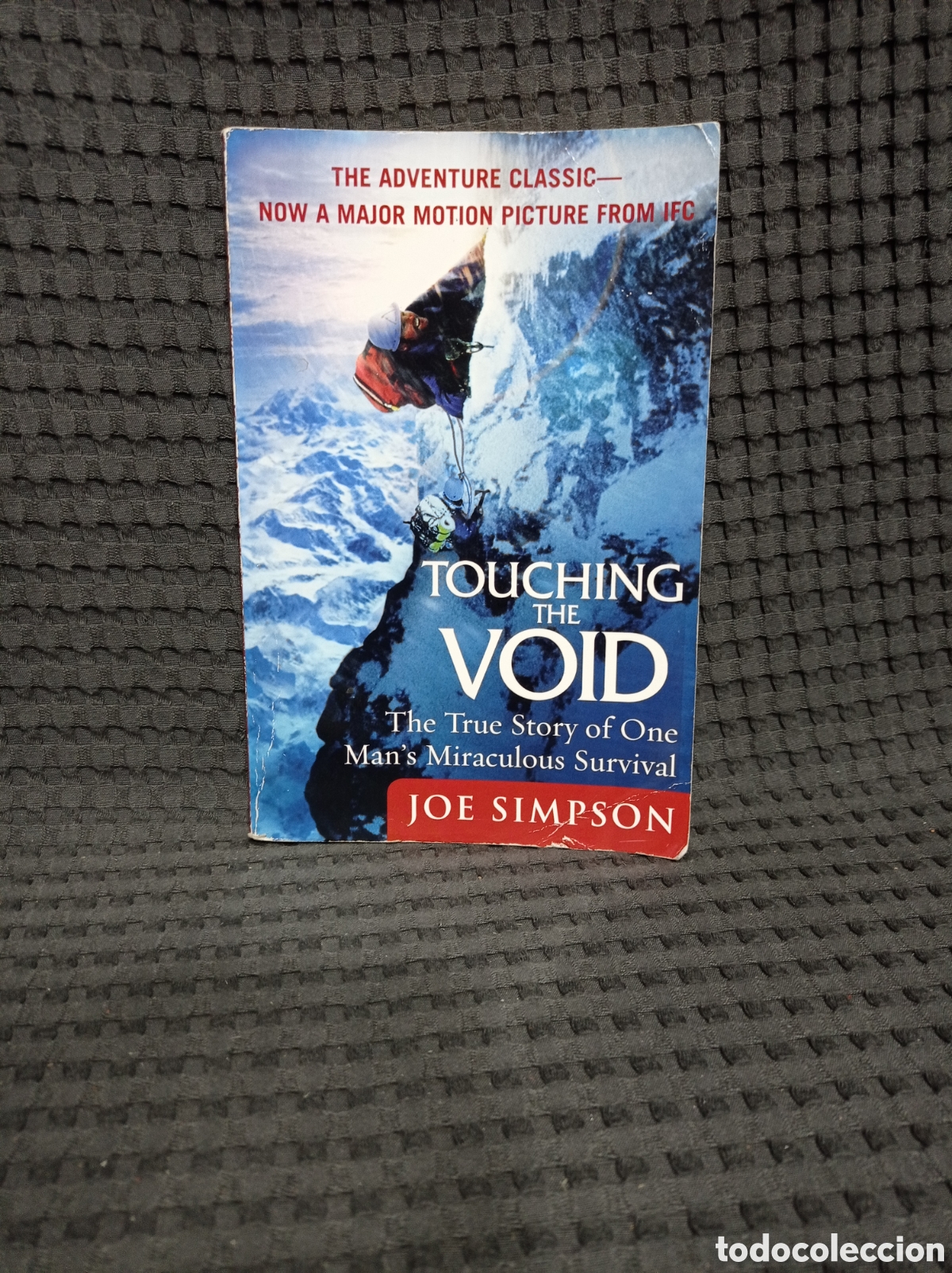 Libros de segunda mano: Touching the void (Joe Simpson) - Foto 1