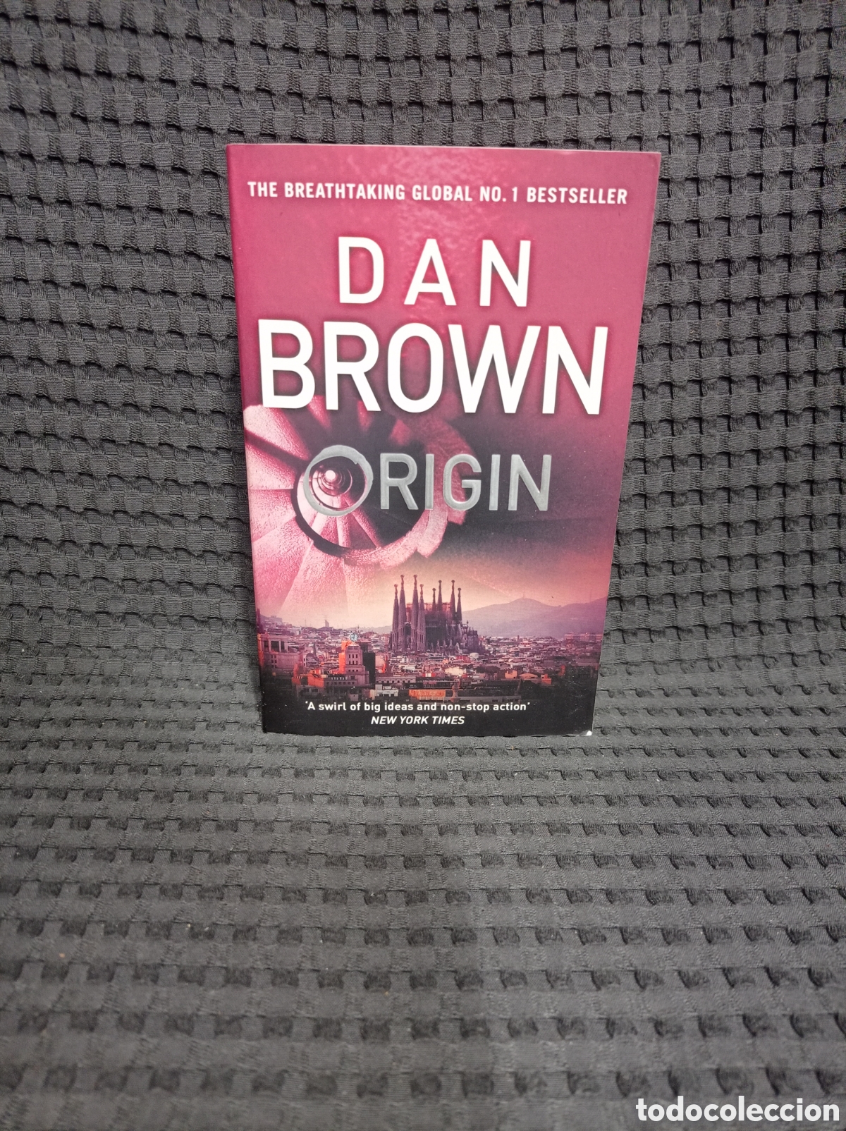 Libros de segunda mano: Origin (Dan Brown) libro en ingles - Foto 1