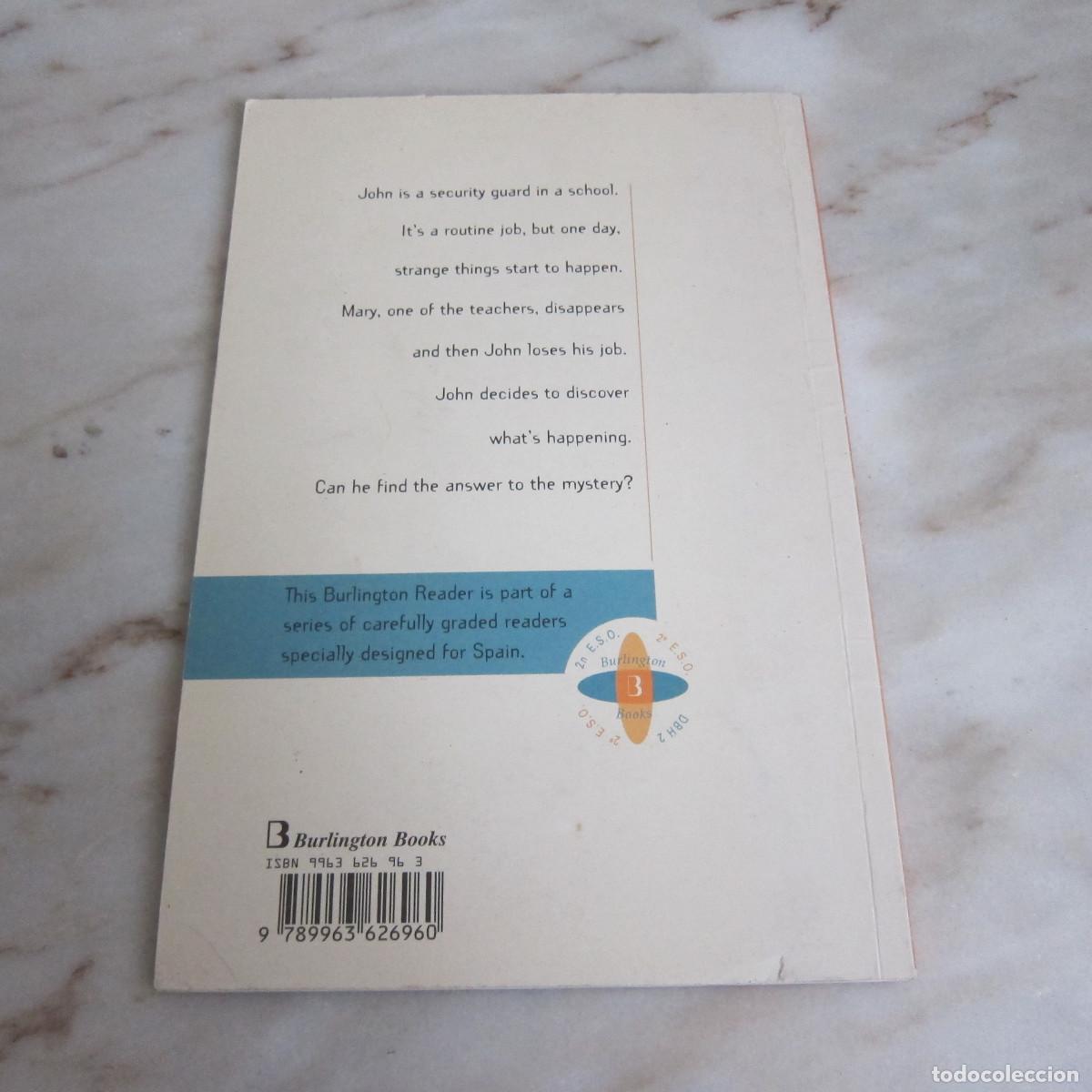 Libros de segunda mano: FOOTSTEPS - SIMON BETTERTON (BURLINGTON) IDIOMA - Foto 2