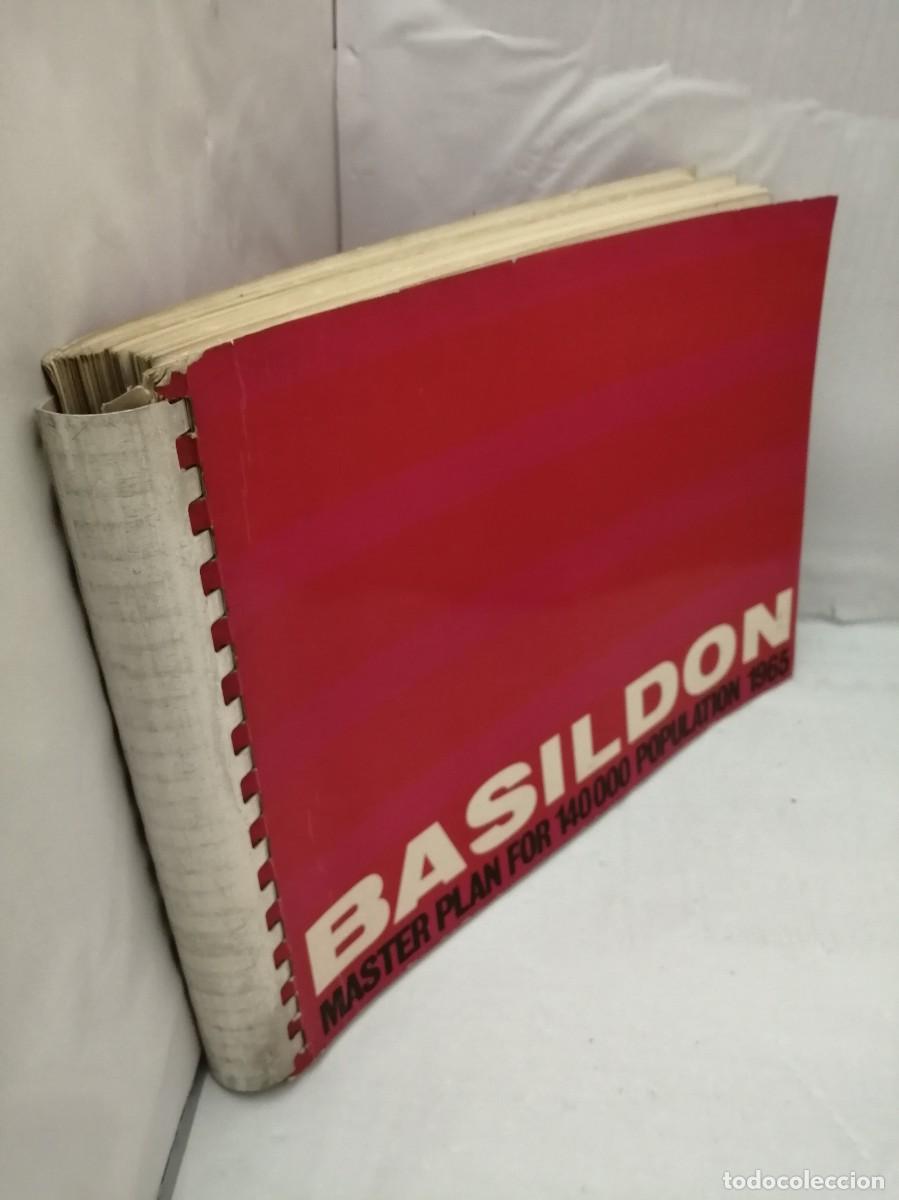 Libros de segunda mano: BASILDON. MASTER PLAN FOR 140000 POPULATION 1965 - Foto 10