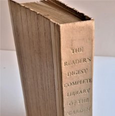 Libros de segunda mano: LIBRO THE READER'S DIGEST COMPLETE LIBRARY OF THE GARDEN (TOMO 2) - 14 X 21.CM