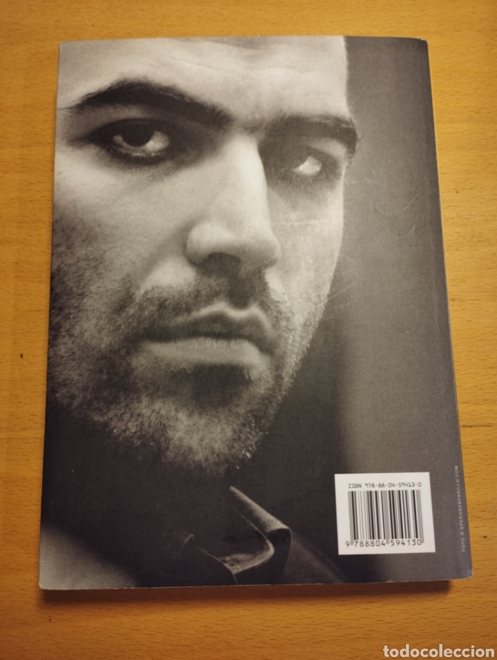 Libros de segunda mano: LA BELLEZZA E LINFERNO (ROBERTO SAVIANO) - Foto 5