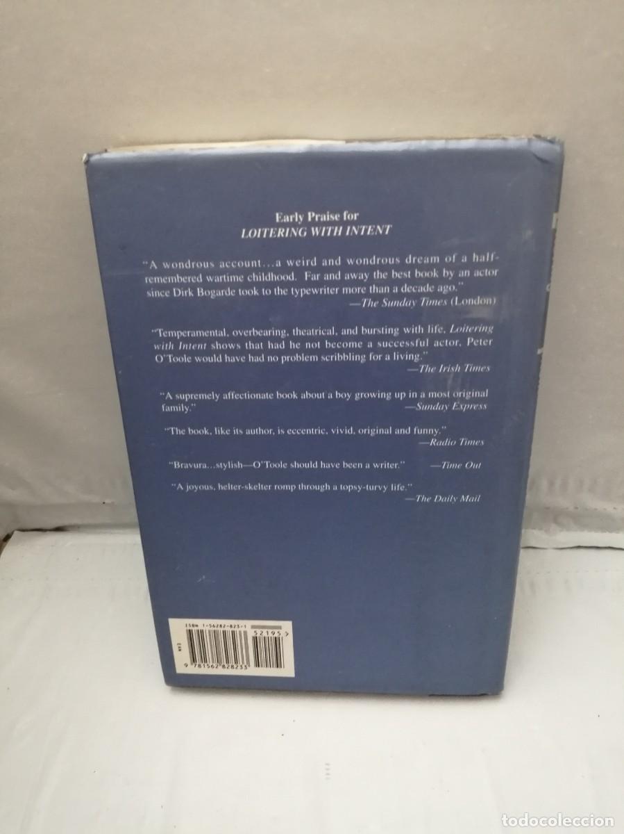 Libros de segunda mano: Loitering with Intent (First edition, Hardcover) - Foto 2