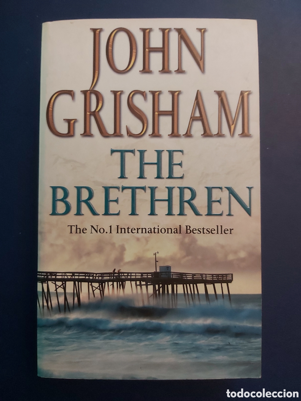 Libros de segunda mano: THE BRETHREN - JOHN GRISHAM - ARROW - 2000 - INGL&Eacute;S - Foto 1