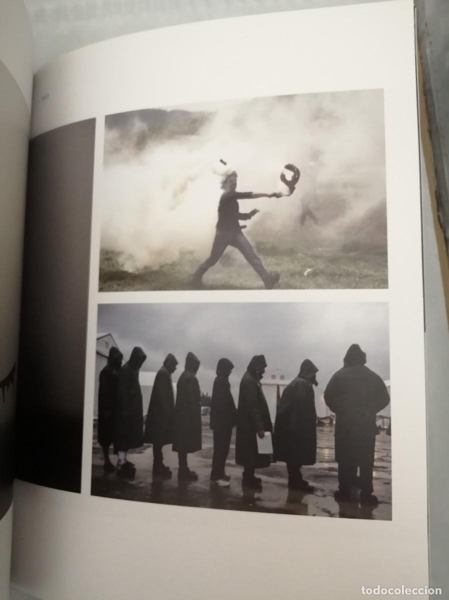 Libros de segunda mano: NO DIRECTION HOME (Texto en ingl&eacute;s y griego) - Foto 3