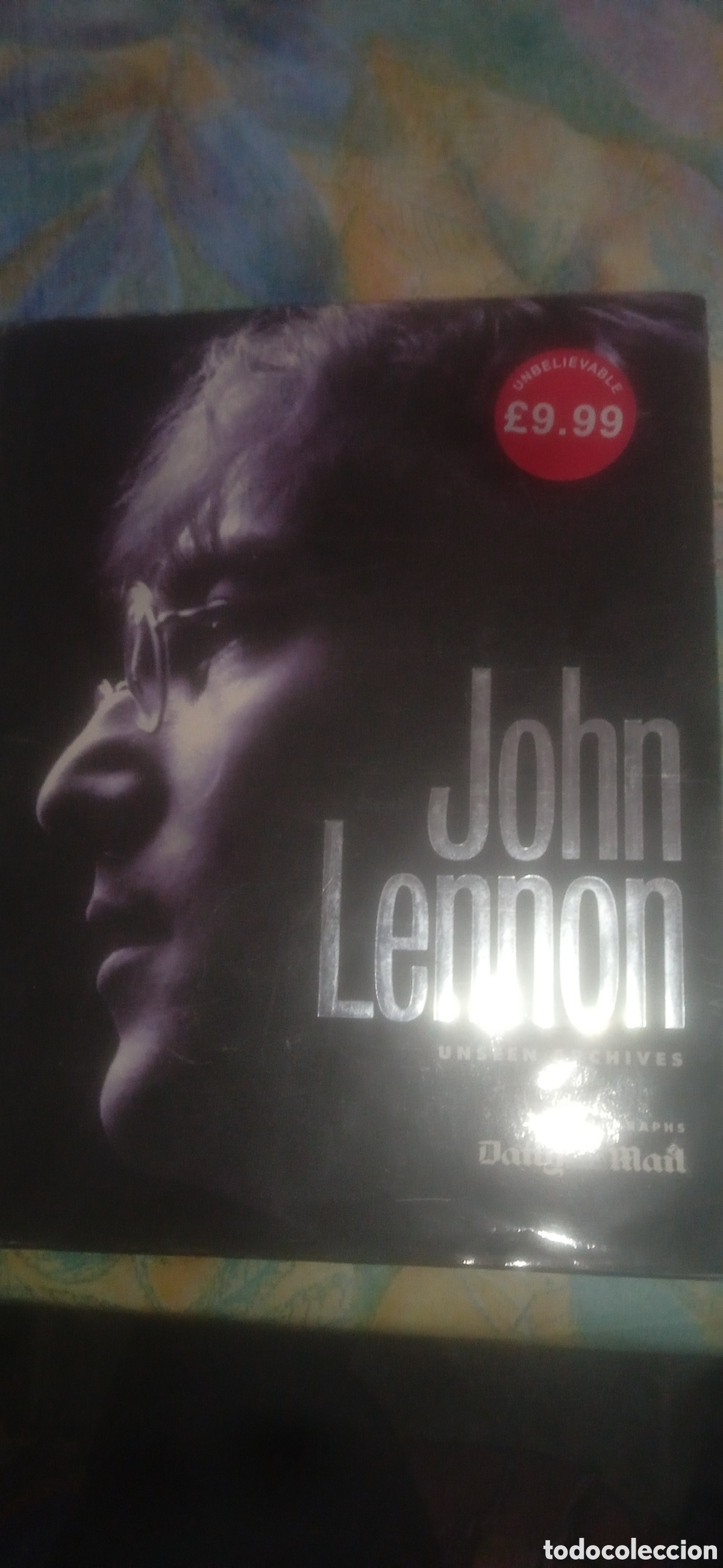 Libros de segunda mano: John lennon,unseen archives,en ingles - Foto 1