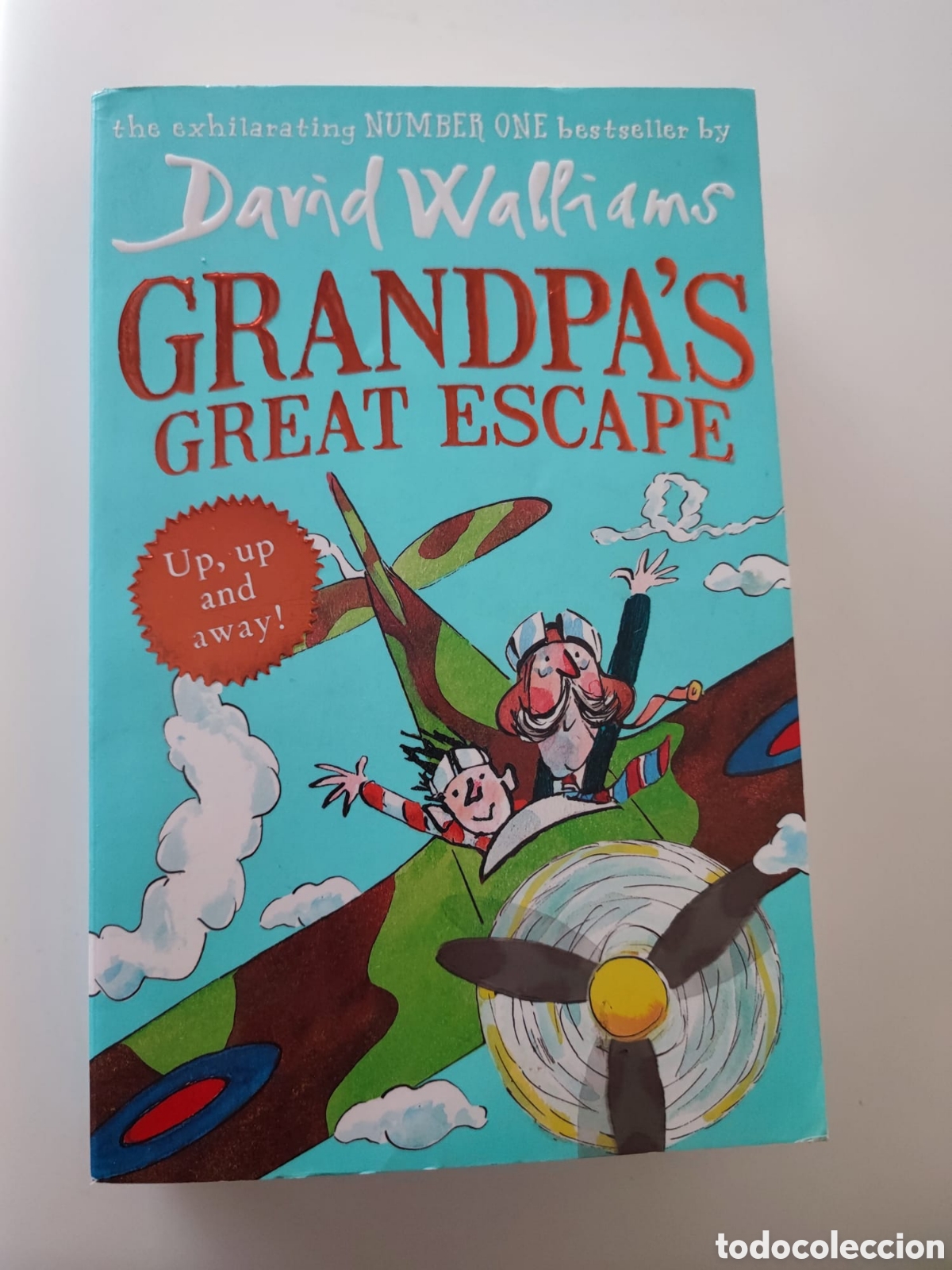 Libros de segunda mano: LIBRO - GRANDPAS GREAT ESCAPE - David Walliams - Foto 1