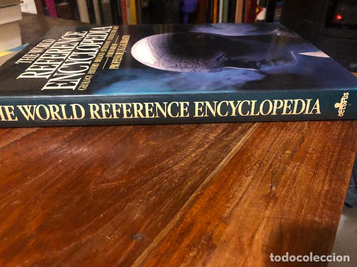 Libros de segunda mano: THE WORLD REFERENCE ENCYCLOPEDIA, Pr&oacute;logo Profesor J K Galbraith - Foto 2
