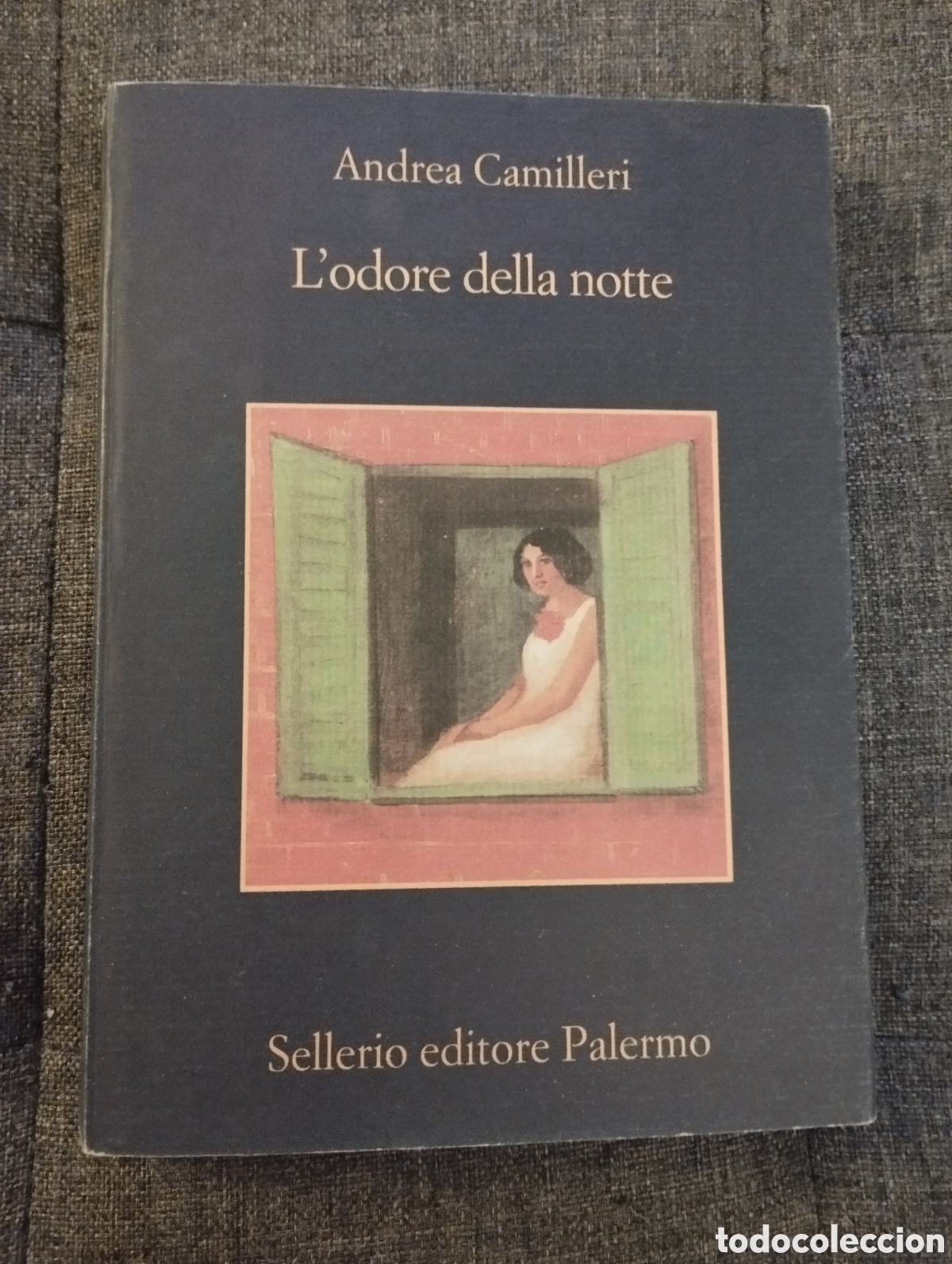Libros de segunda mano: LODORE DELLA NOTTE (ANDREA CAMILLERI) - Foto 1