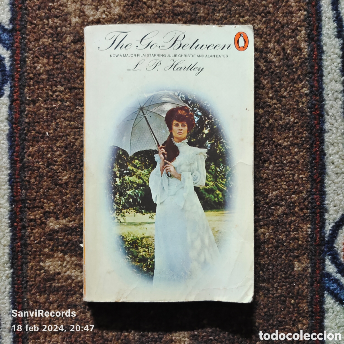 Libros de segunda mano: THE GO-BETWEEN (L.P. HARTLEY) - Foto 1