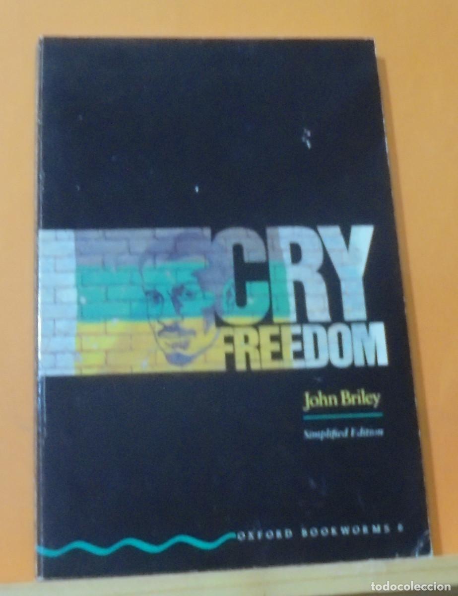 Libros de segunda mano: Cry freedom. John Briley. Texto en ingles - Foto 1