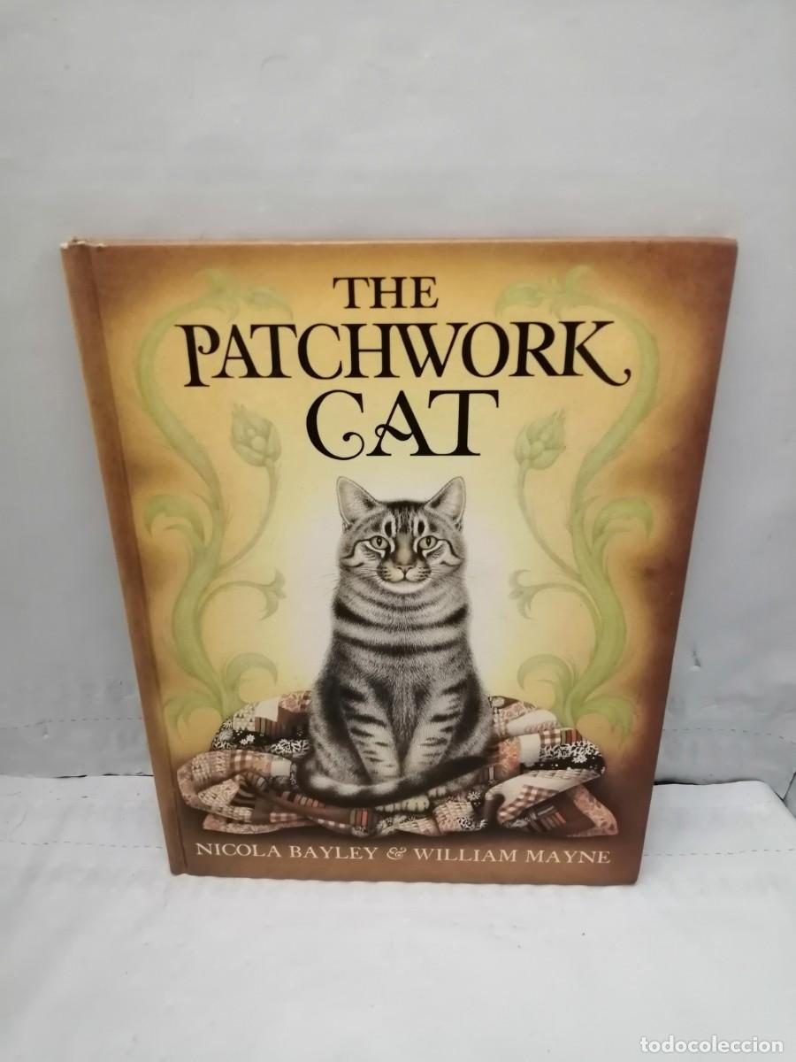 Libros de segunda mano: The Patchwork Cat (Hardcover) - Foto 1