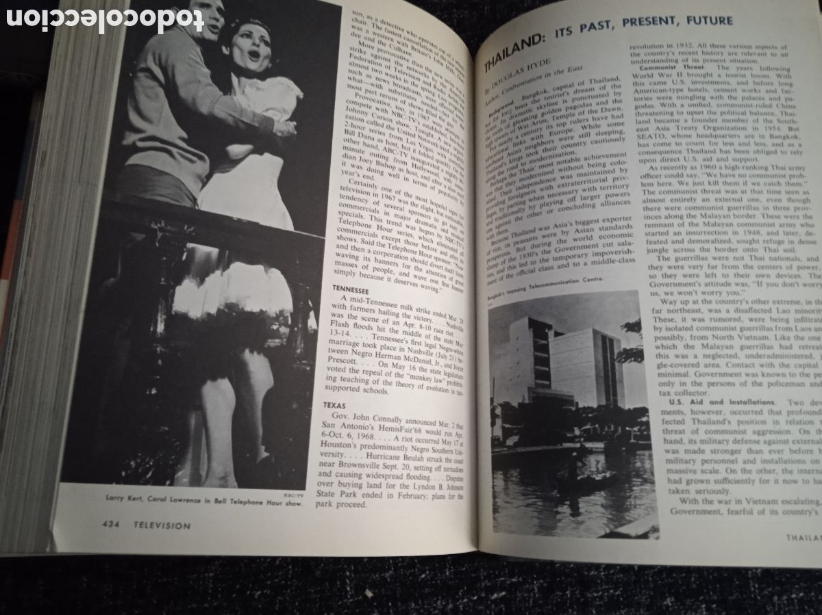 Libros de segunda mano: ENCYCLOPEDIA YEAR BOOK 1968 - EDICION EN INGLES - Foto 3