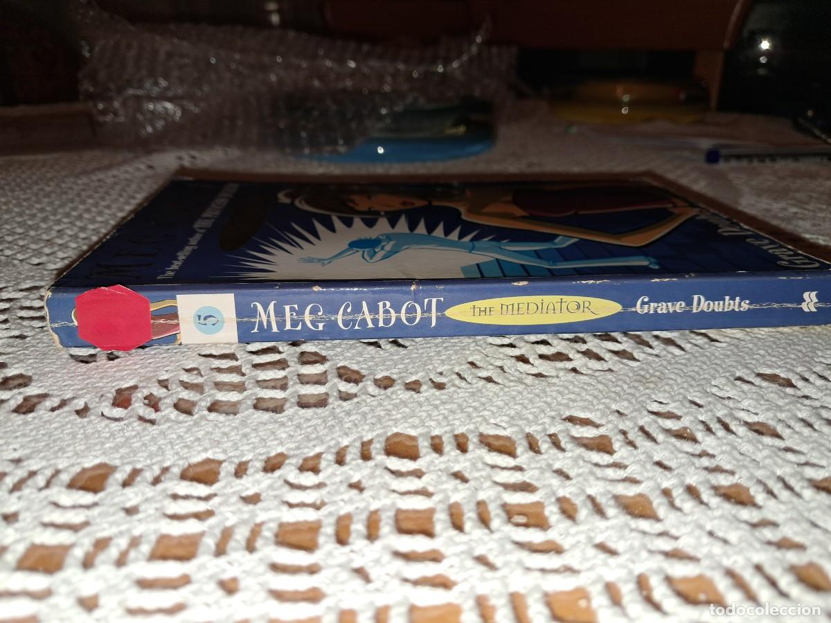 Libros de segunda mano: The mediator Grave doubts Meg Cabot - Foto 3