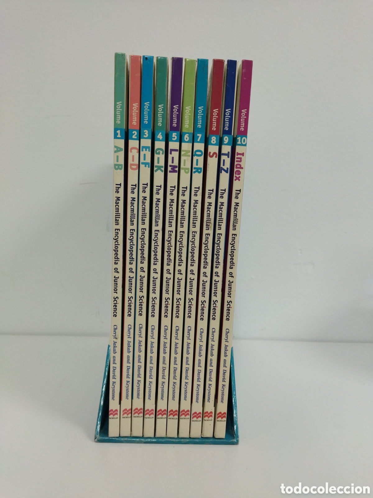 Libros de segunda mano: Macmillan Encyclopedia Junio Science - Foto 3
